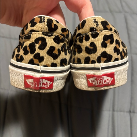 VANS Velvet Leopard Print Classic Slip-On Shoes Womens Size 7.5 - Picture 3 of 9